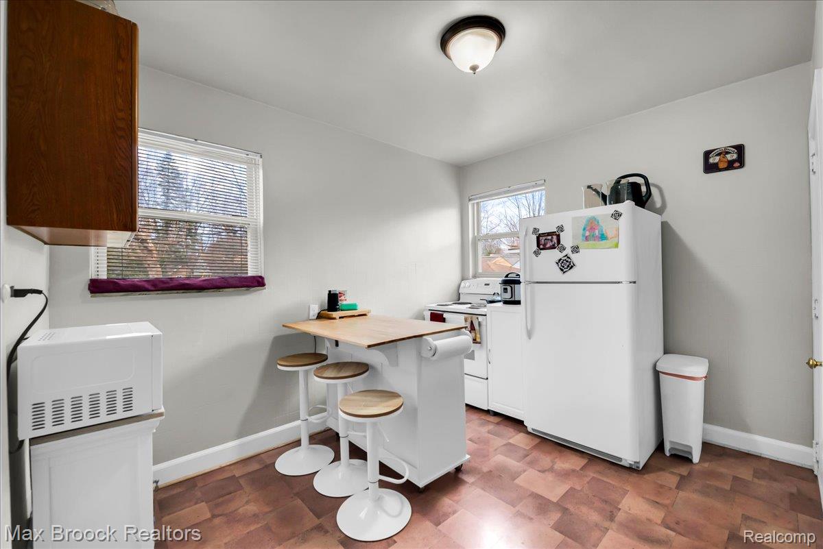 2208 Avondale Street