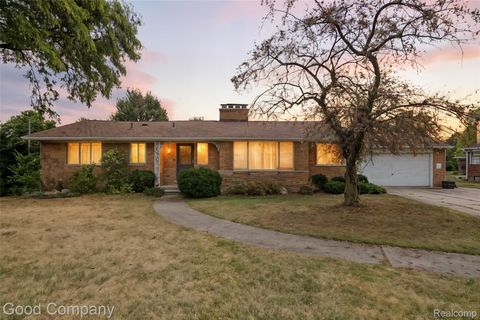 33920 Mulvey Fraser City MI 48026