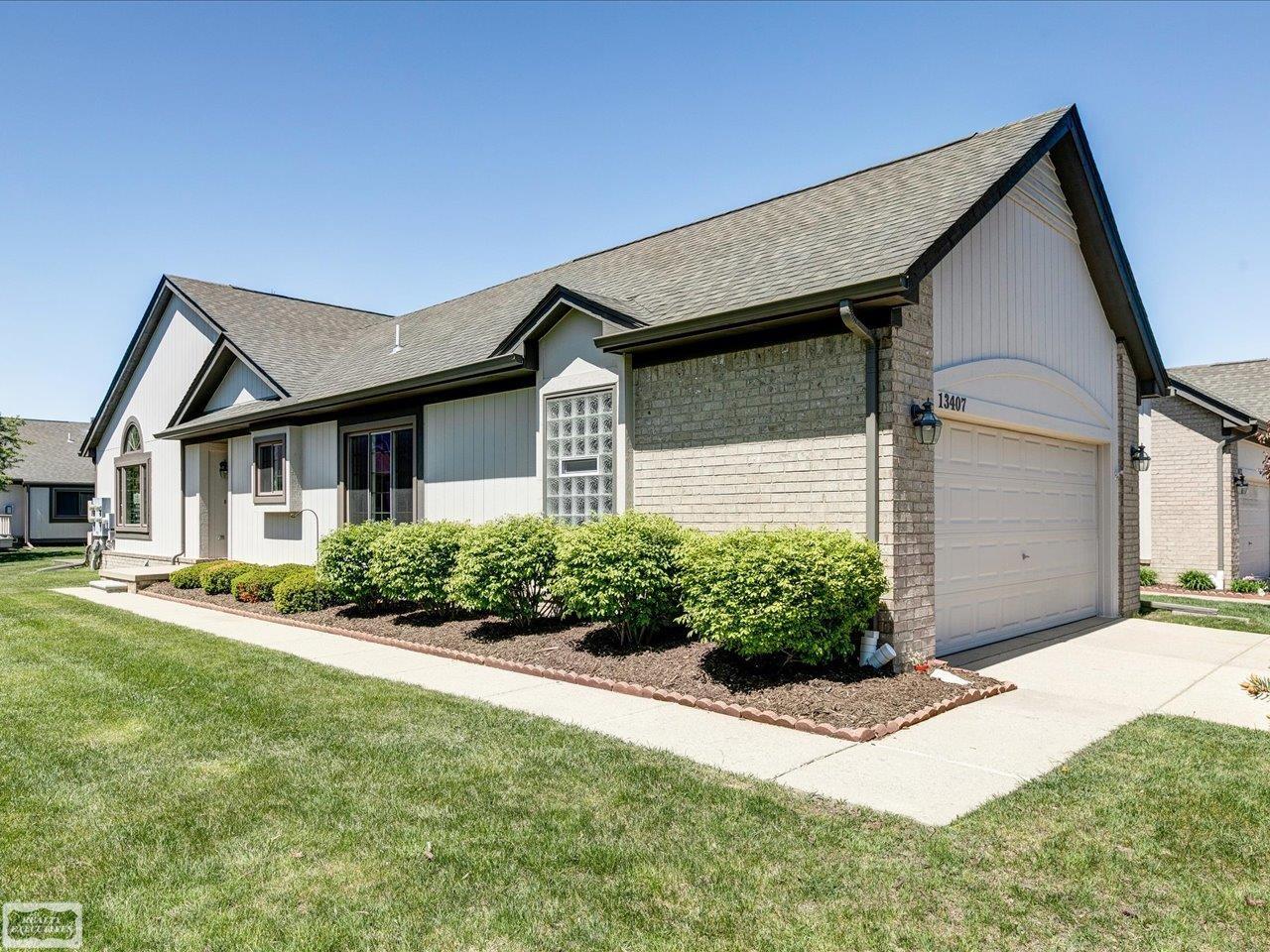 13407 Highland Circle