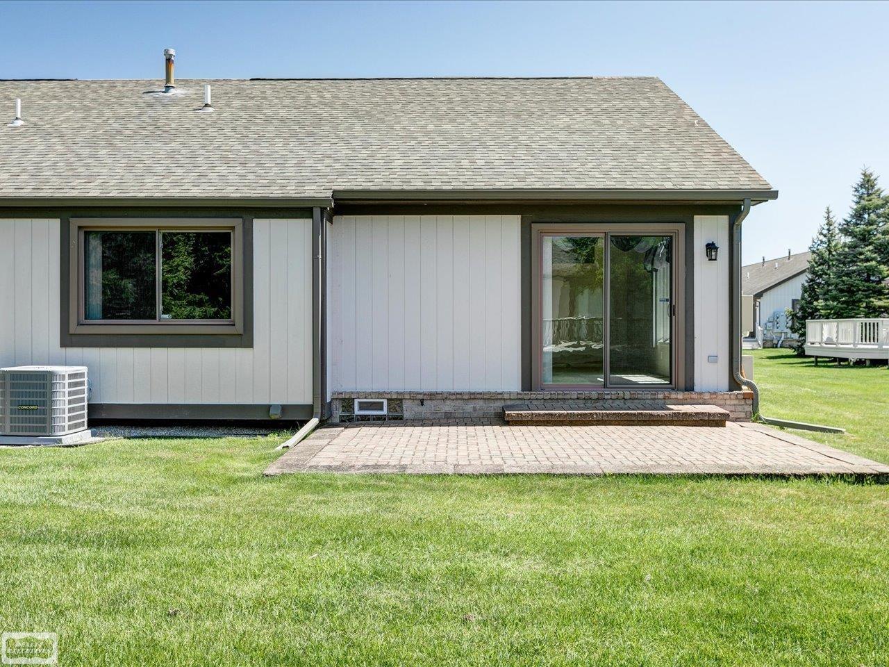 13407 Highland Circle