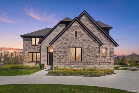 Photo of 11963 Forest Brook Drive, Washington Township, MI 48094 (MLS # 20261049255)