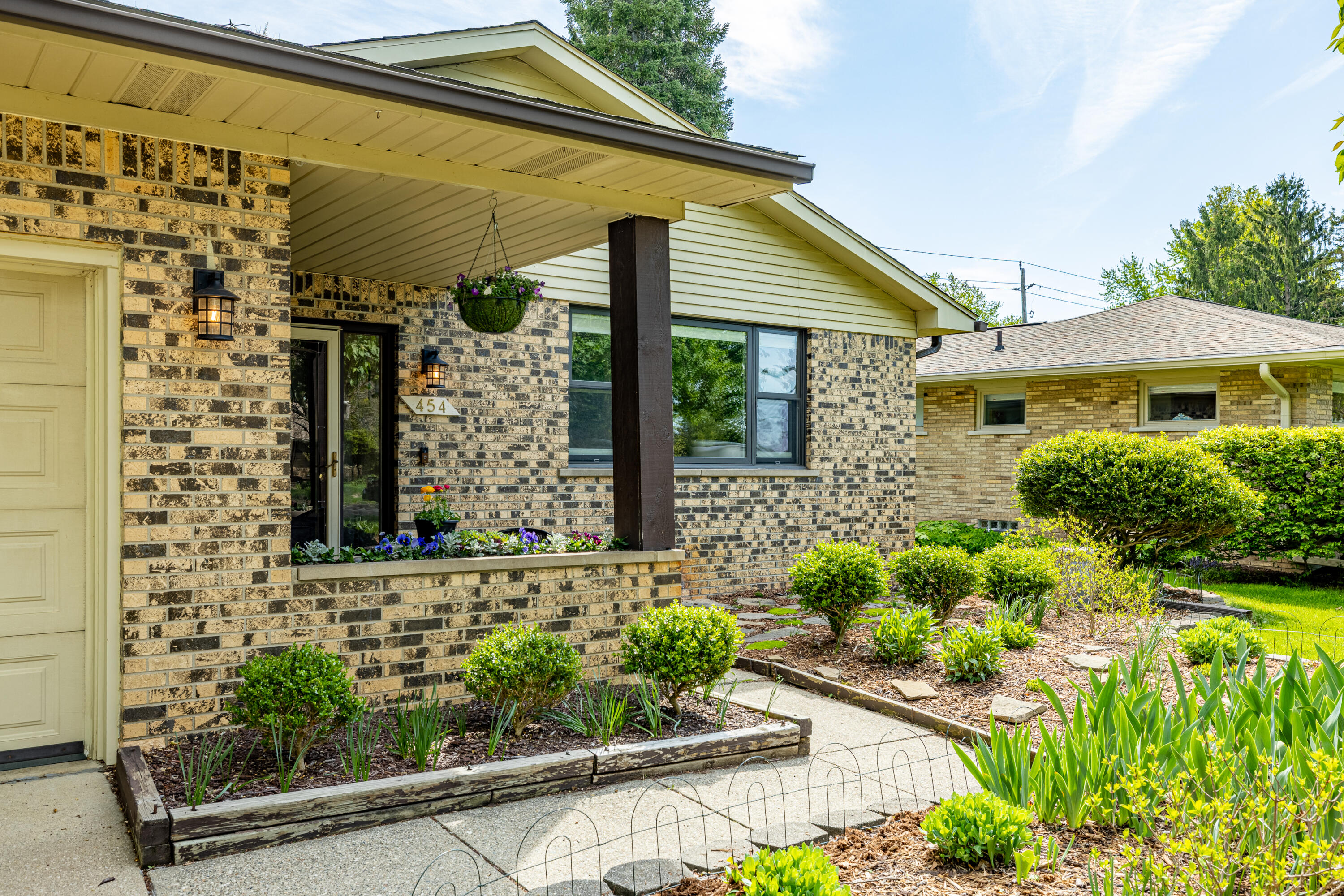 454 Mills Road