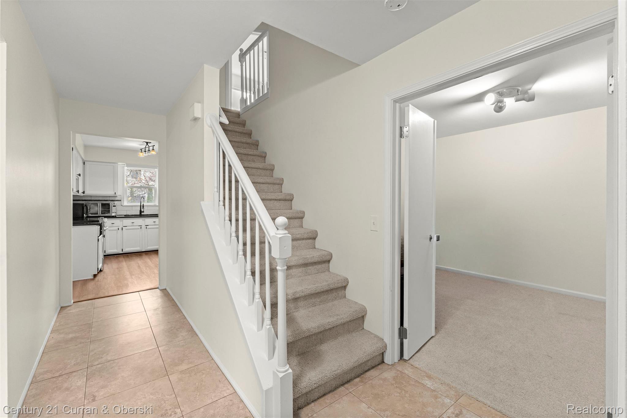 37829 Stableview Drive