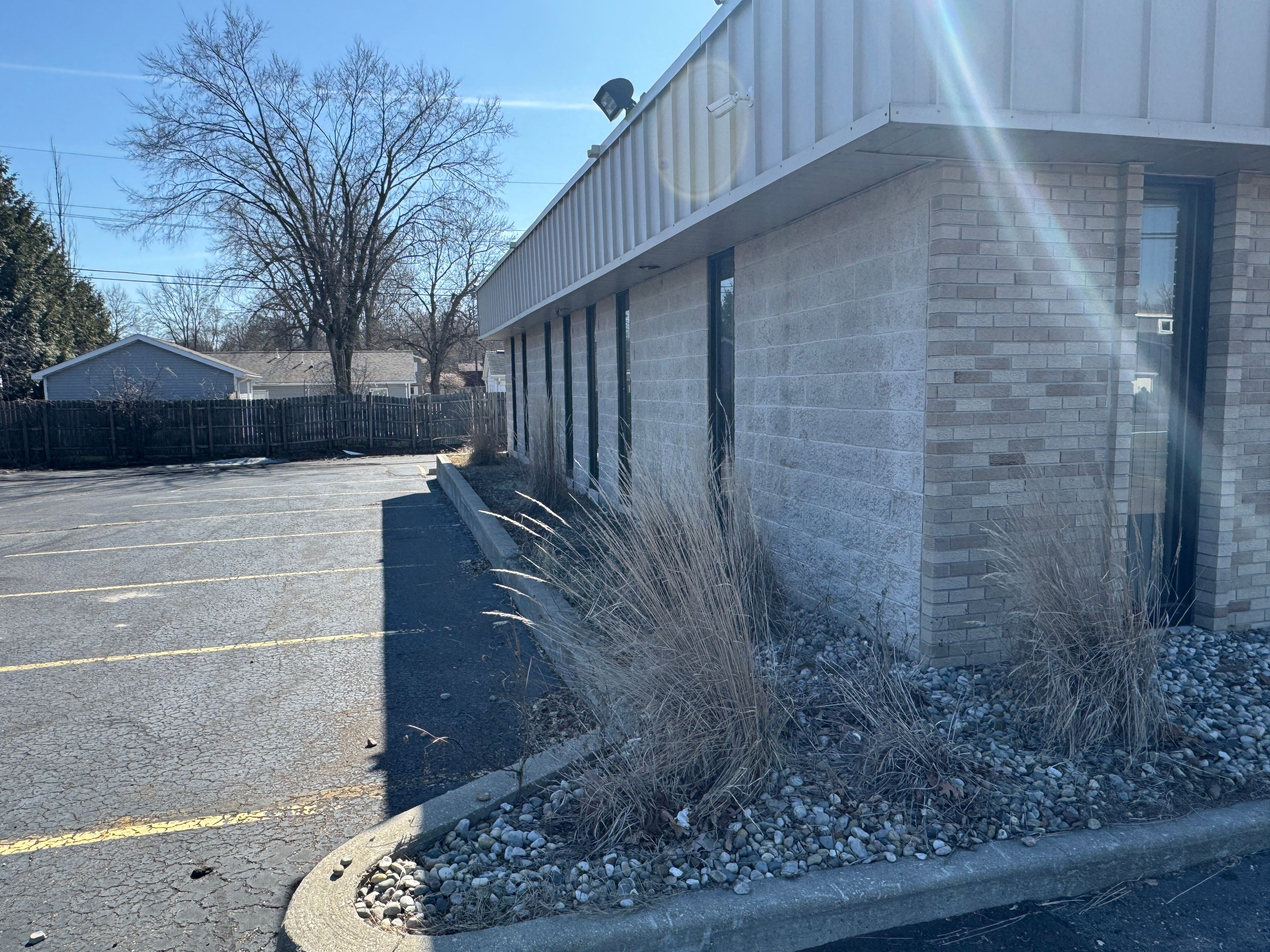 2709 PONTIAC LAKE Road