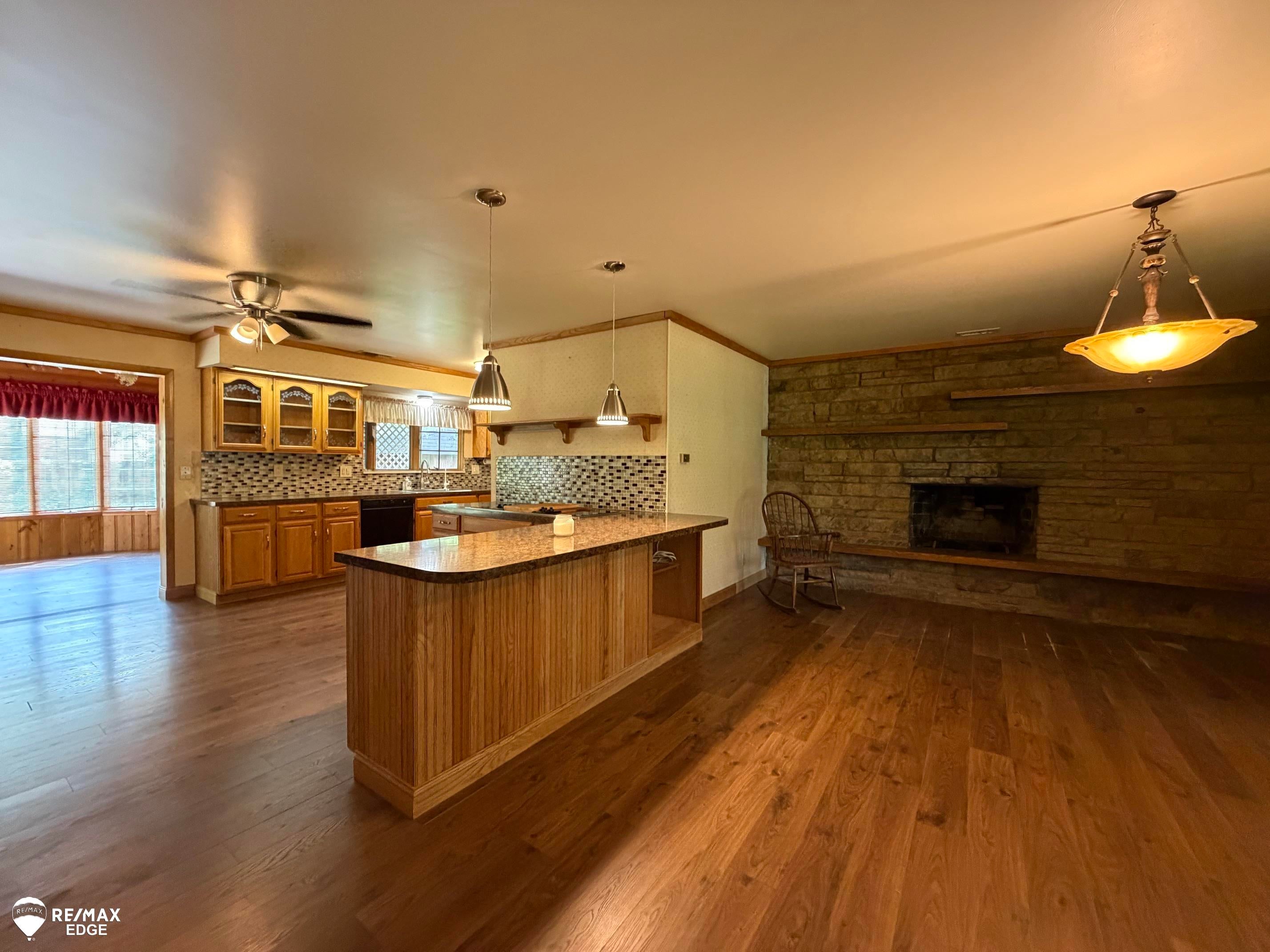 6420 Oxbow Lane
