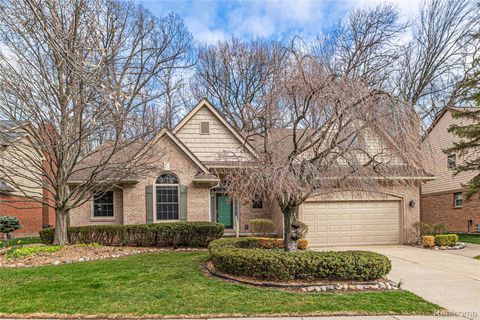 734 Lake Ridge Road Rochester Hills City MI 48307