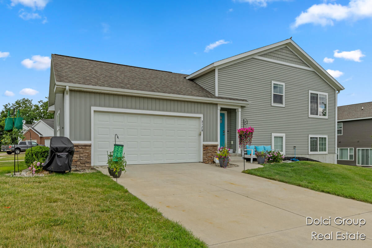3126-4681 Shooks Dr/Ct