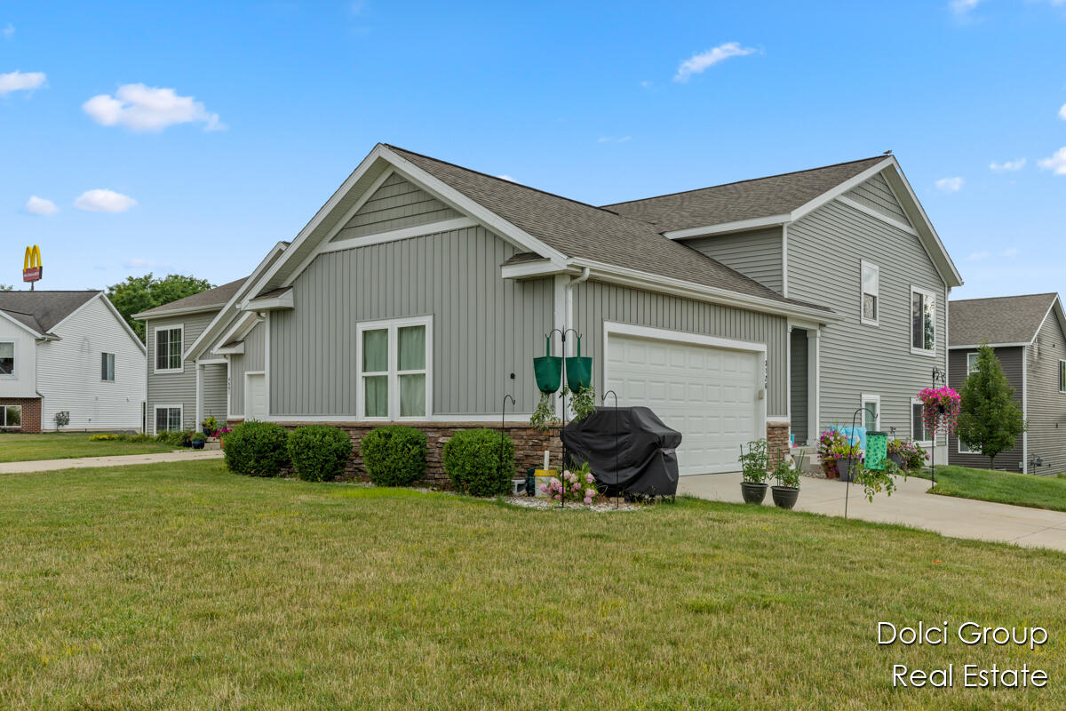 3126-4681 Shooks Dr/Ct