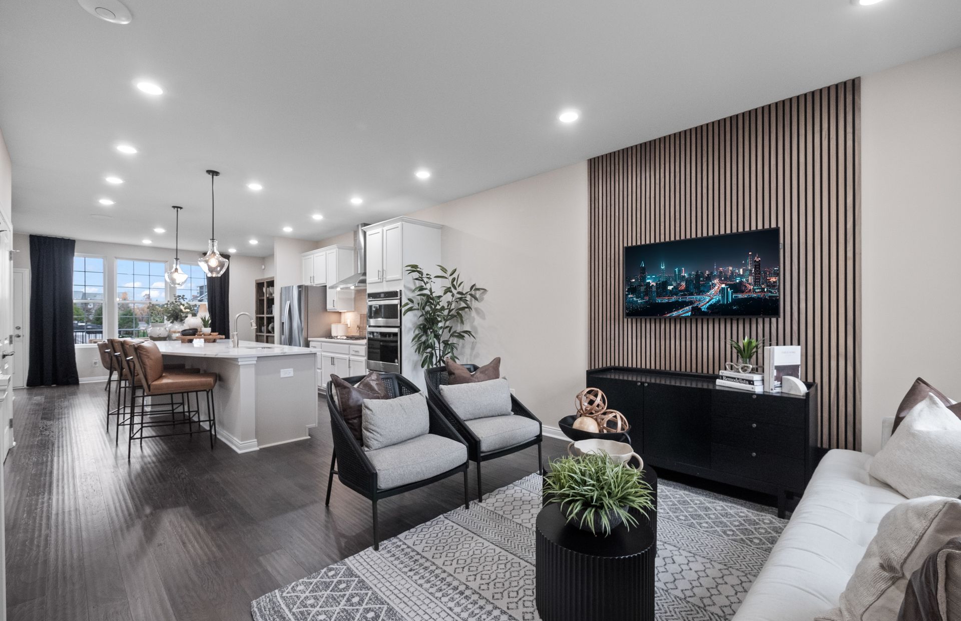 332 N Sydney Court