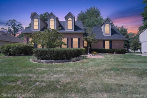 Photo of 2912 Tanglewood Drive, Wayne City, MI 48184 (MLS # 20261077835)