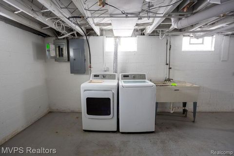 Tiny photo for 1107 E Muir Avenue, Hazel Park City, MI 48030 (MLS # 20261006107)