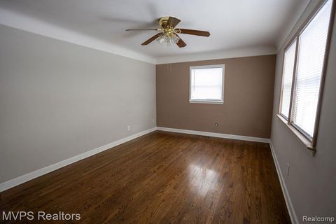 Tiny photo for 1107 E Muir Avenue, Hazel Park City, MI 48030 (MLS # 20261006107)