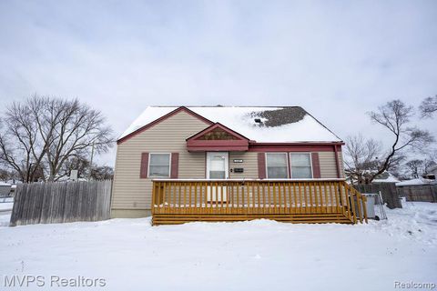 Tiny photo for 1107 E Muir Avenue, Hazel Park City, MI 48030 (MLS # 20261006107)