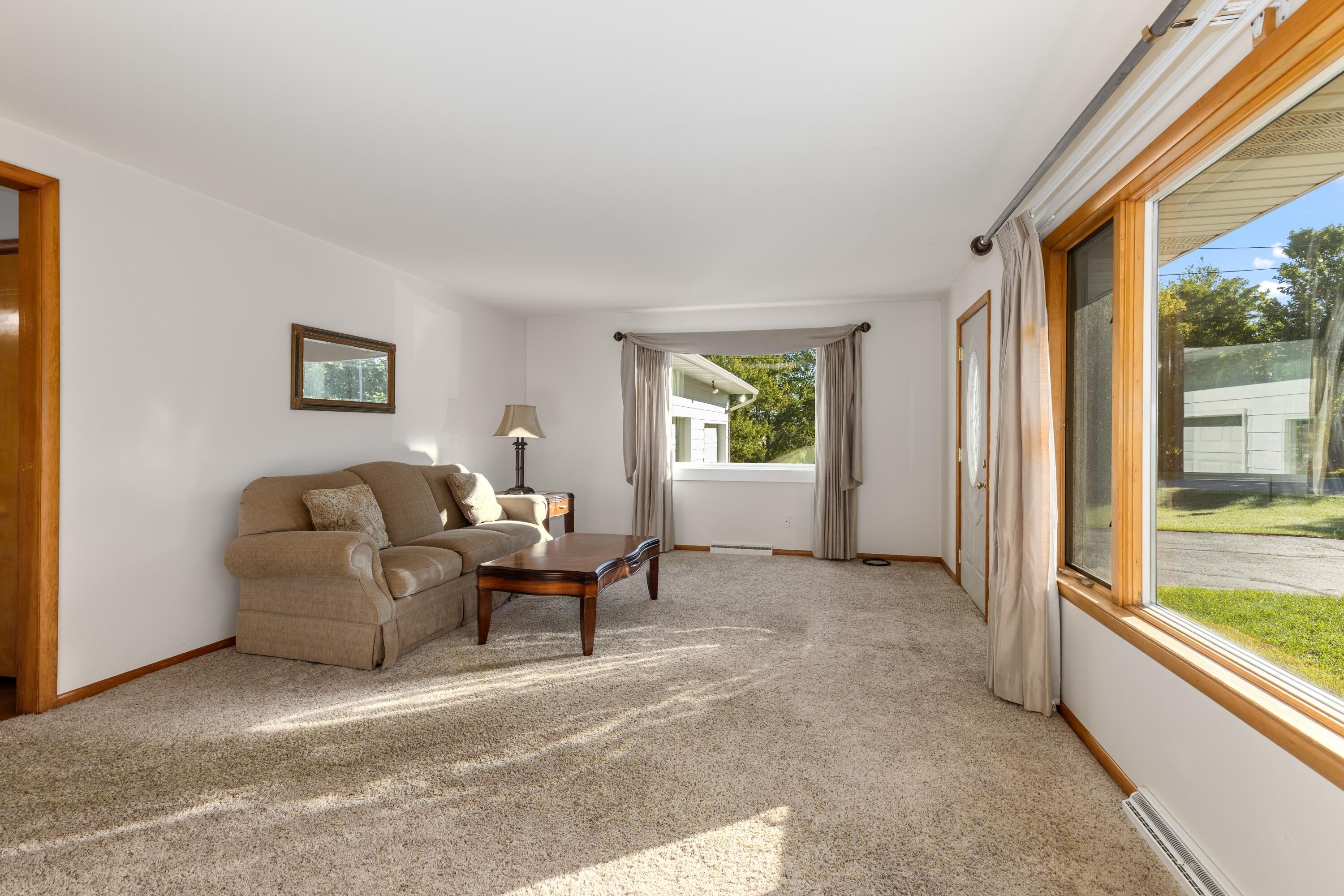 317 E 2nd Street