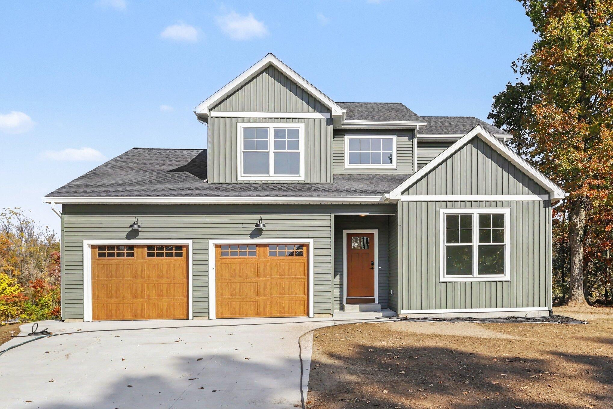 445 Oakvale Court