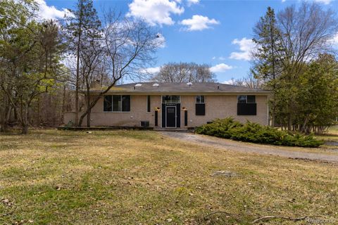 30540 N Greenbriar Road Franklin Village MI 48025