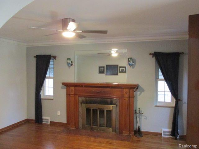 1915 LANCASTER Street