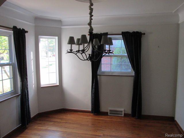 1915 LANCASTER Street