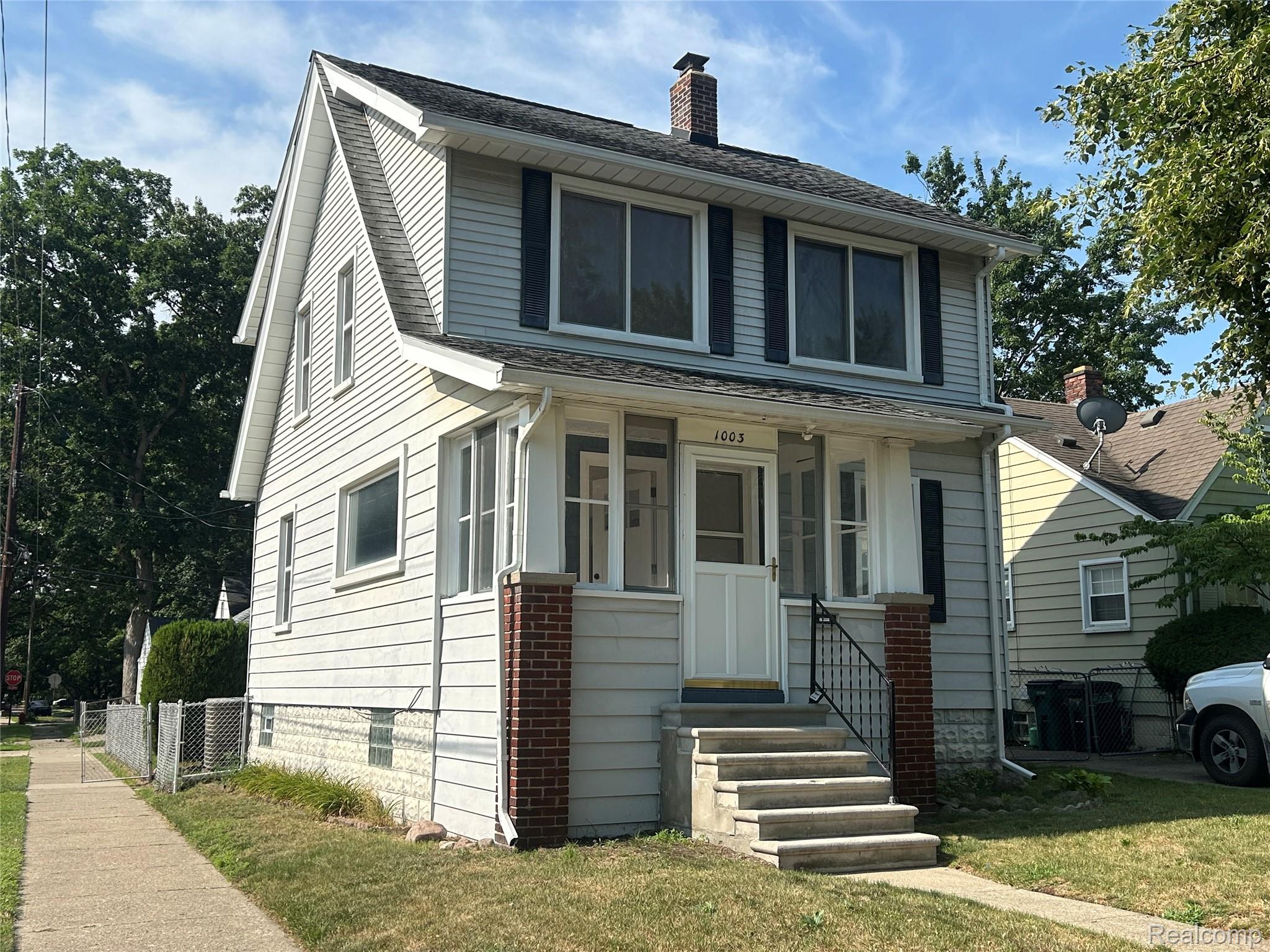1003 Emwill Street