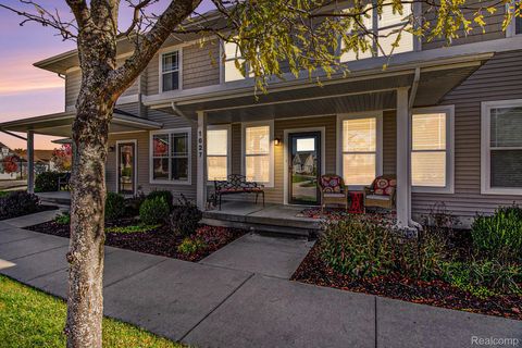 Photo of 1627 Ashfield Street, Howell, MI 48855 (MLS # 20251047768)