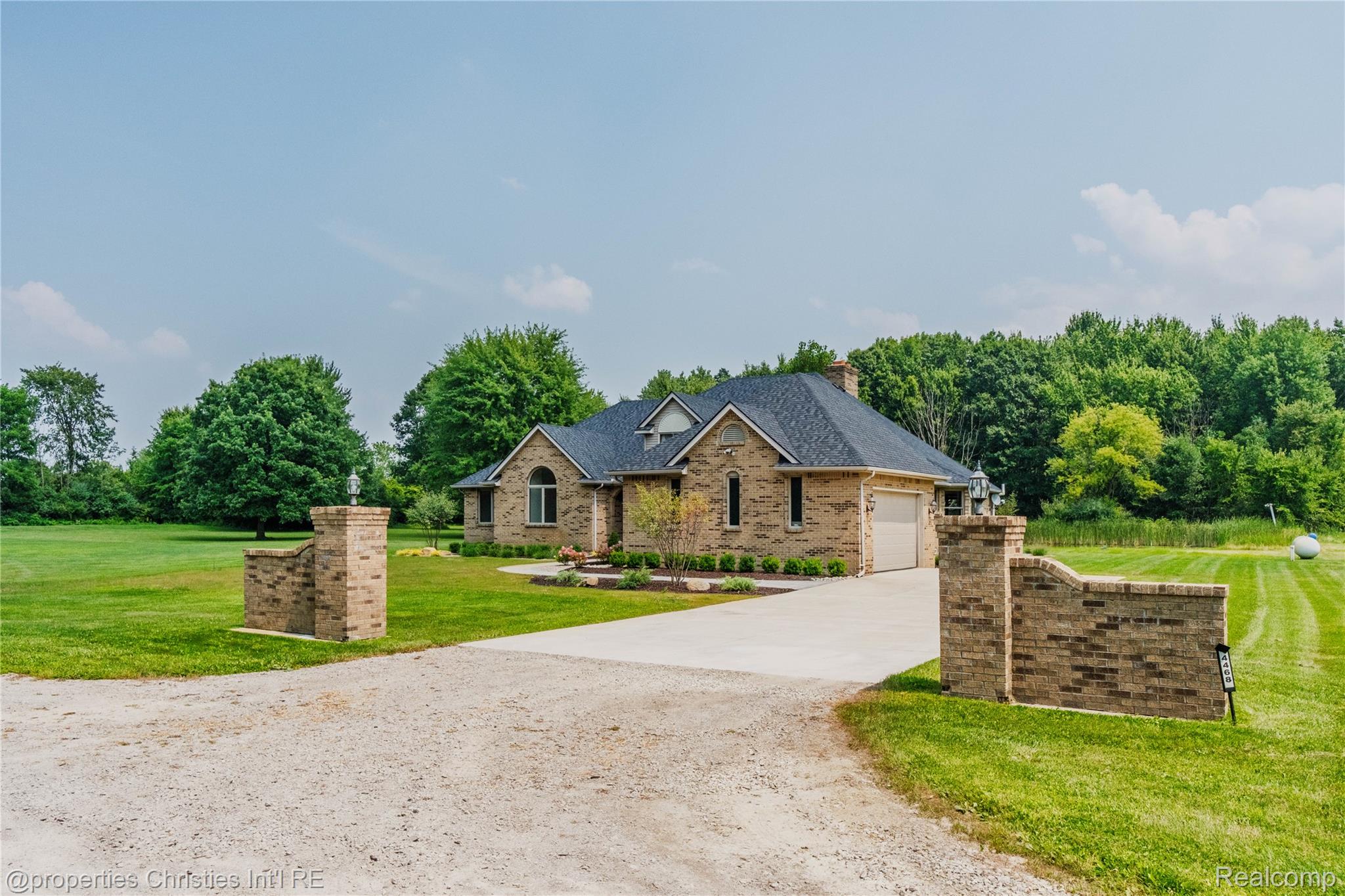 4468 Lyndon Lane