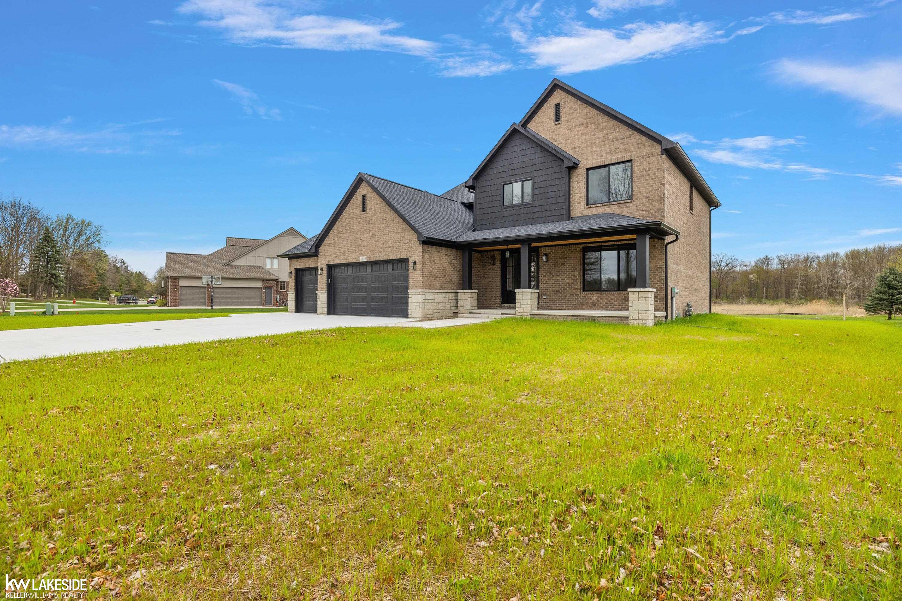 68198 Lake Angela Pointe