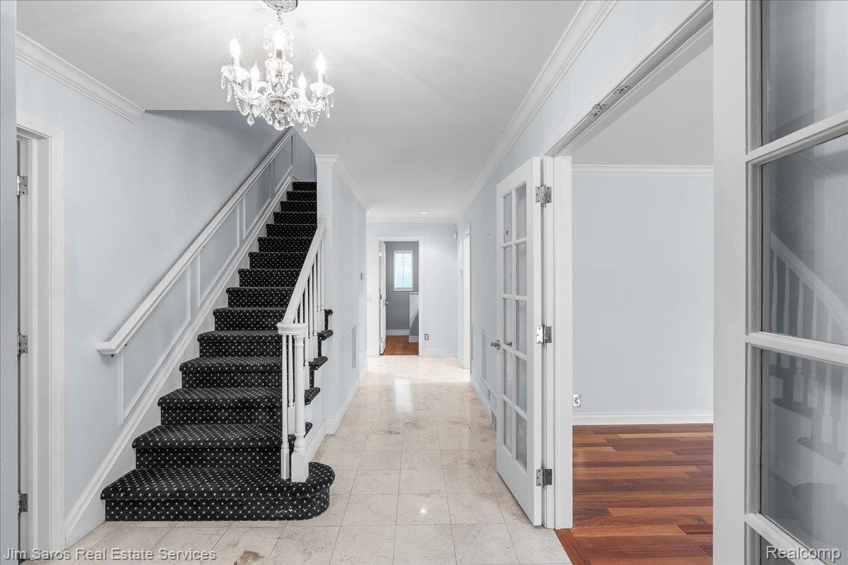 1023 Buckingham Road