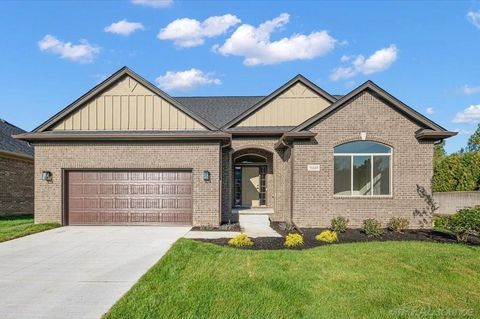 Photo of 56689 Via Bellano Street, Macomb Township, MI 48042 (MLS # 58050188873)