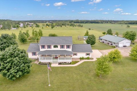 1647 Higley Road Lapeer City MI 48446