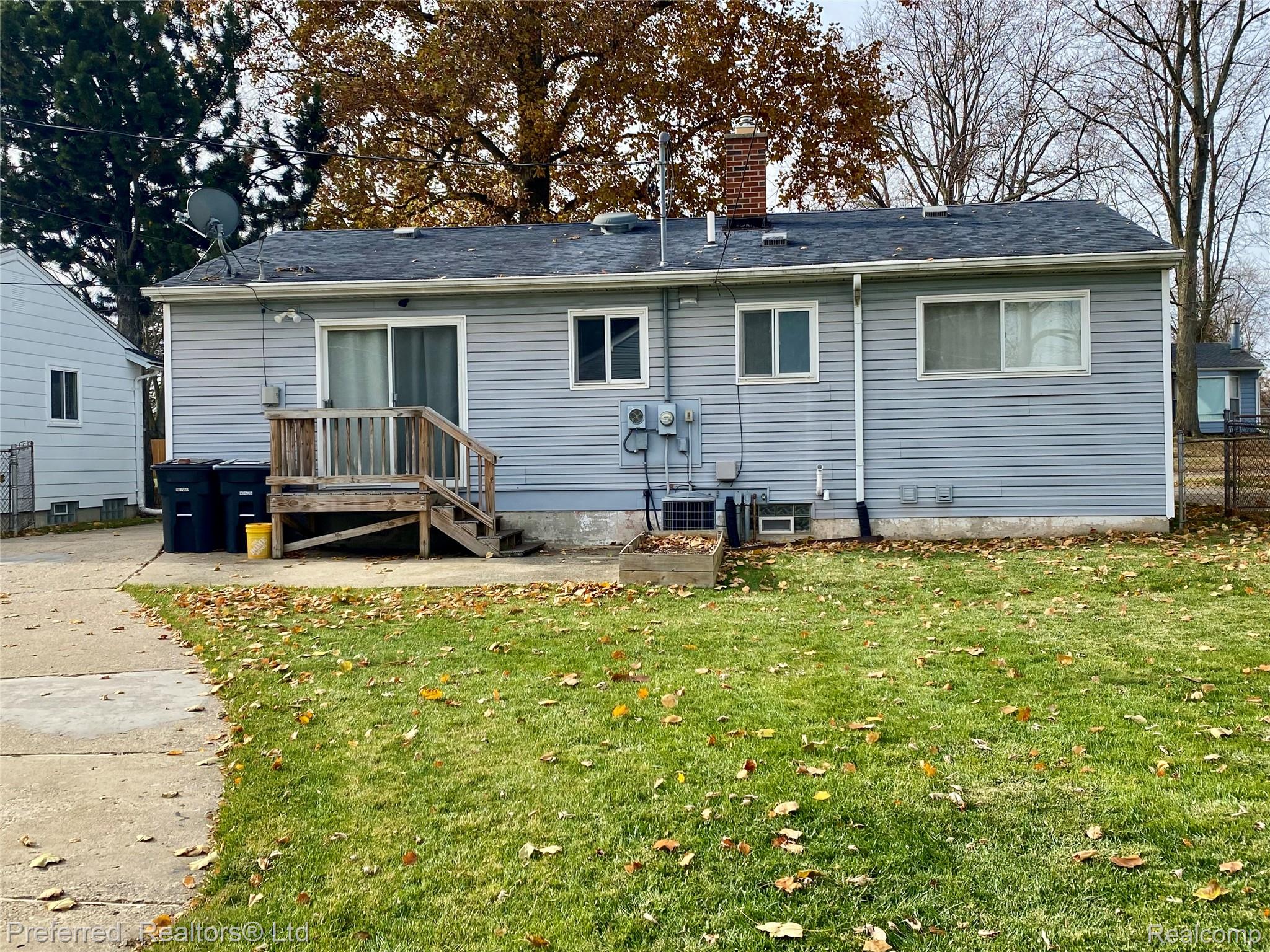 15148 Paderewski Street