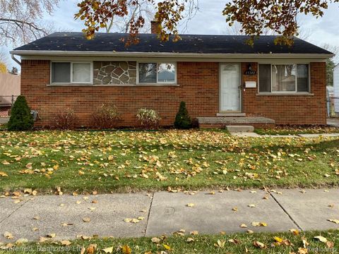 15148 Paderewski Street Livonia City MI 48154