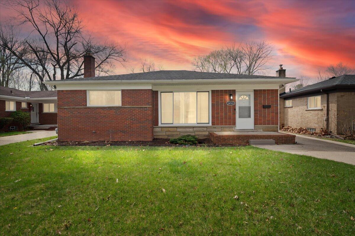 24765 Ross Drive