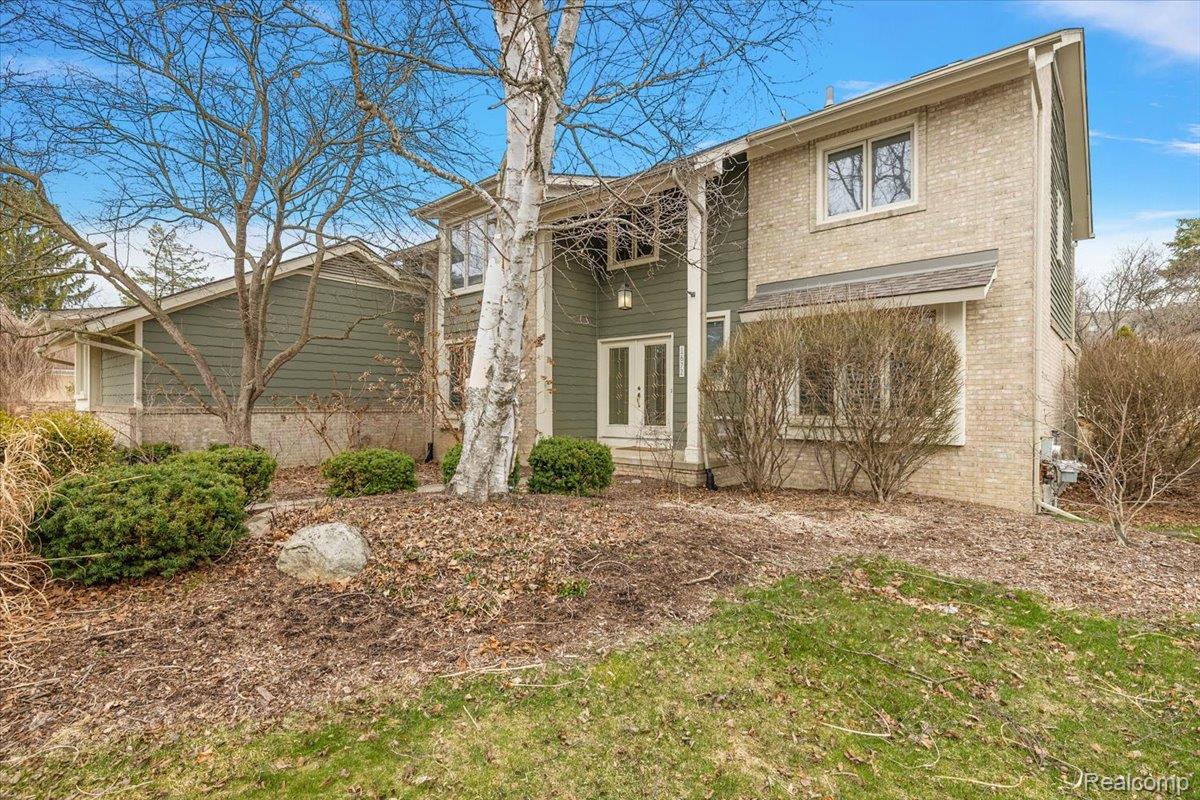 1672 Devonshire Drive