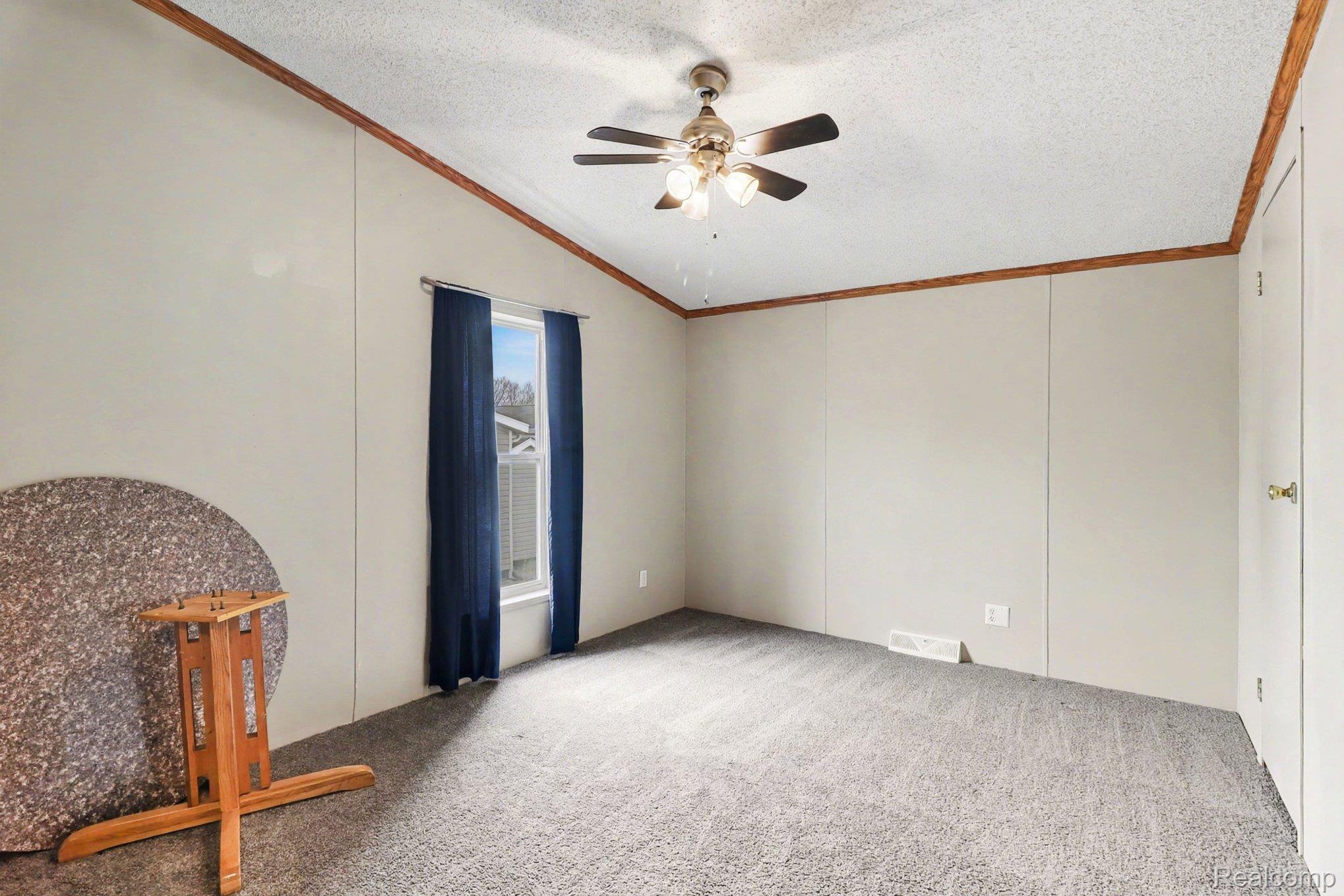 2515 Shakespeare Lane