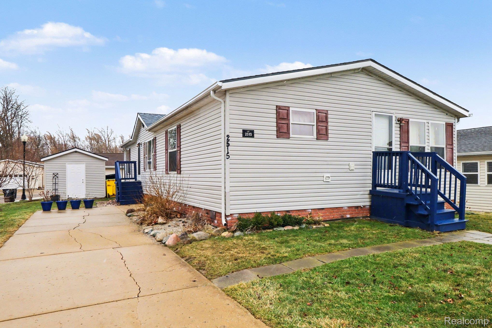 2515 Shakespeare Lane