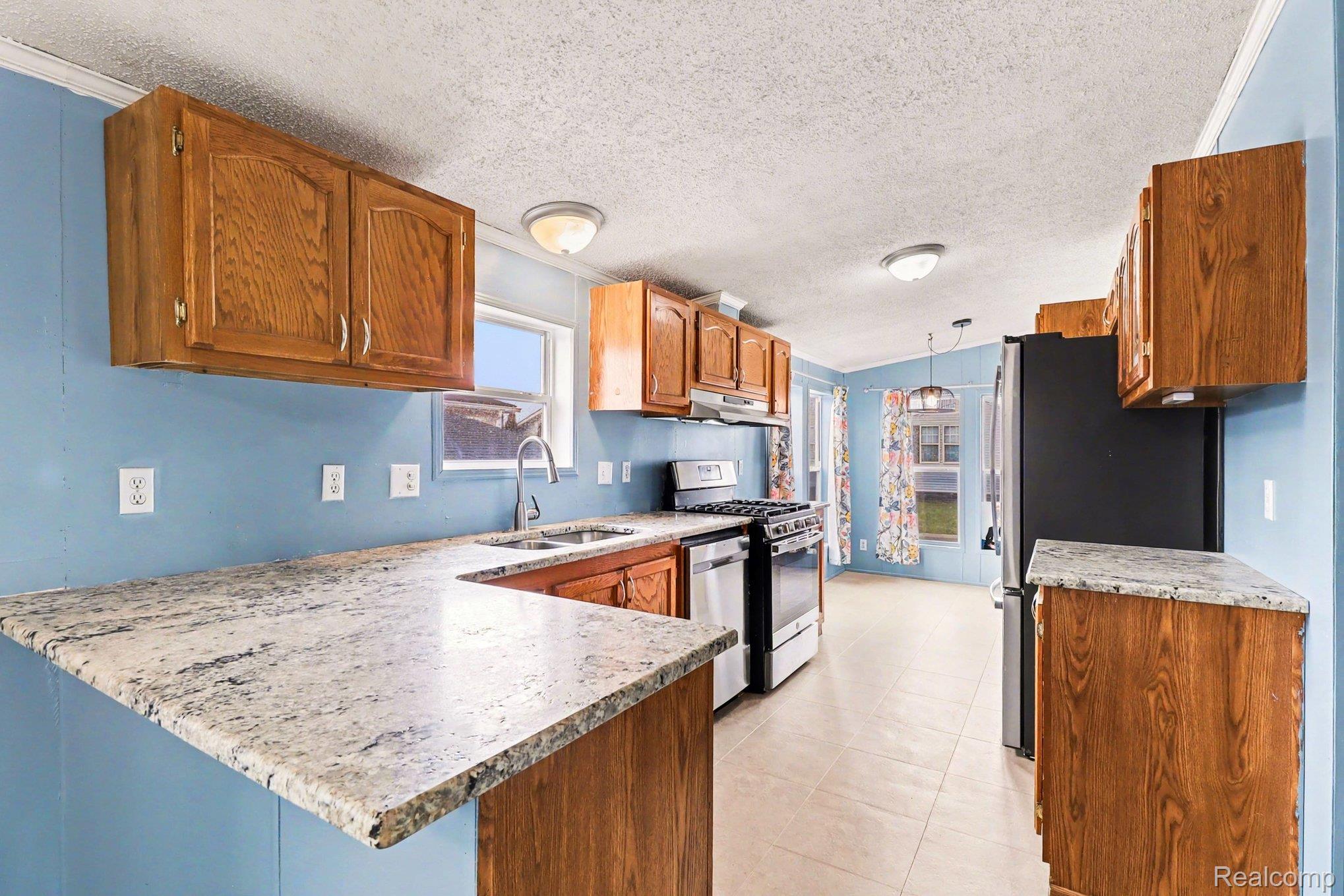 2515 Shakespeare Lane
