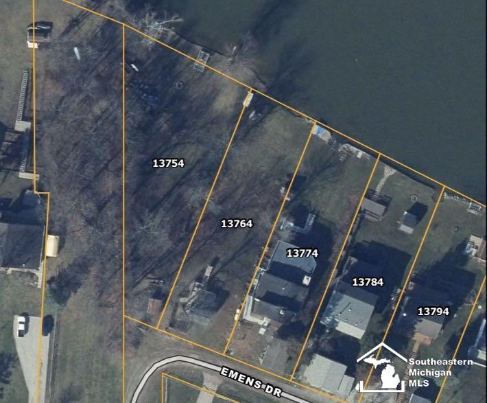 13764 Emens Drive