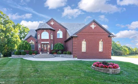 Photo of 9037 Prestwick Court, Washington Township, MI 48095 (MLS # 58050191002)