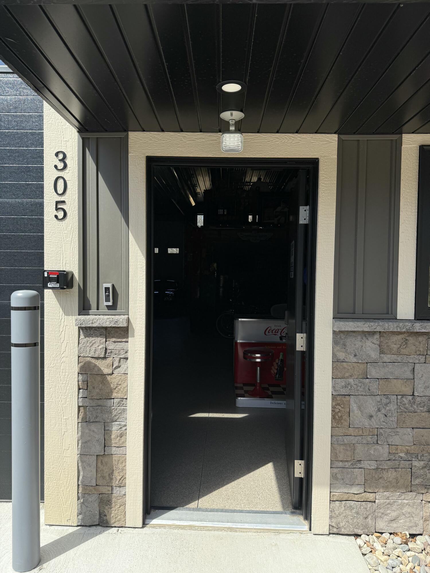 6313 JUST A MERE Road 305