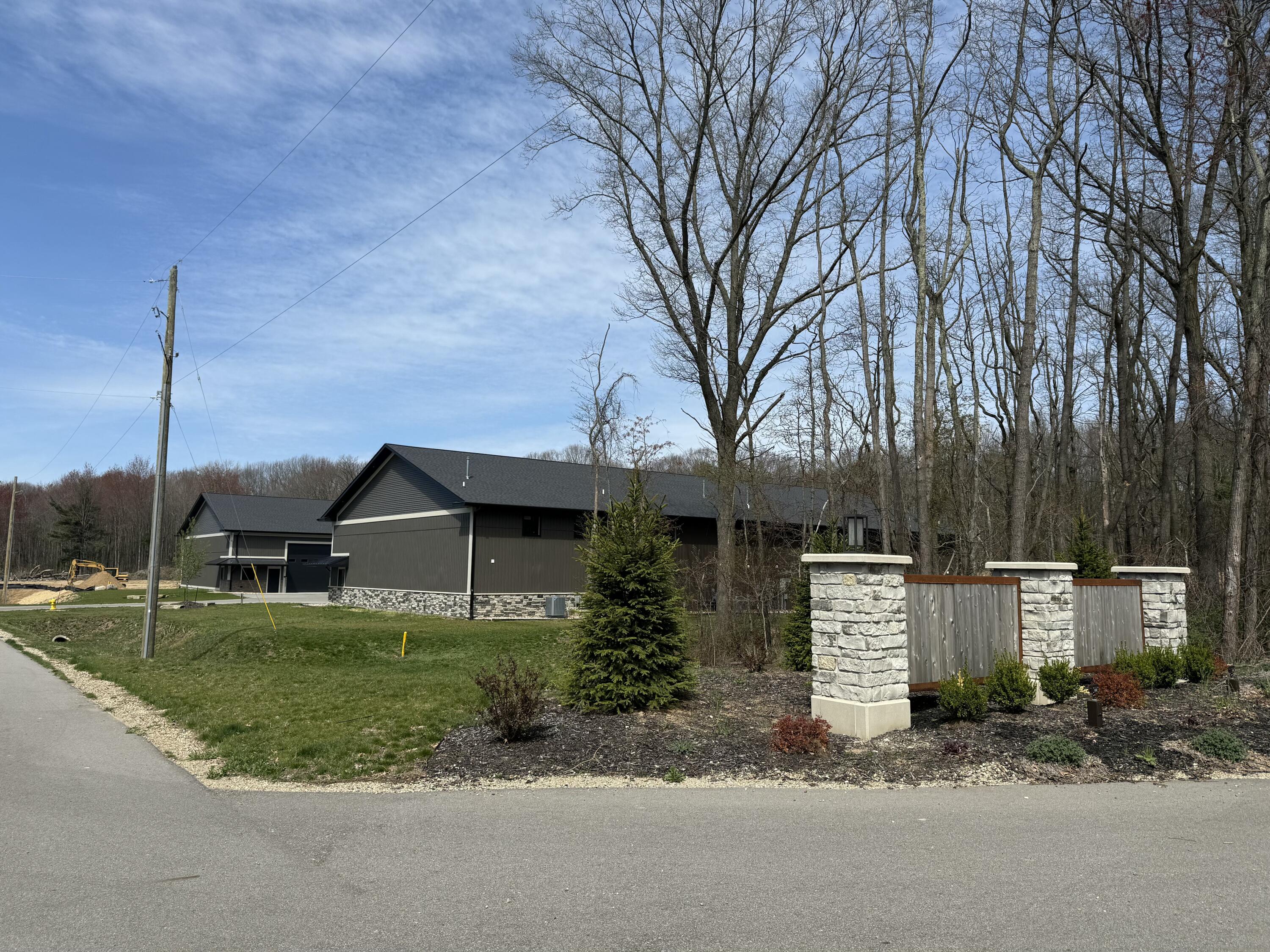 6313 JUST A MERE Road 305