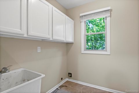 Tiny photo for 1709 Weyhill Drive, Wixom City, MI 48393 (MLS # 20251027543)