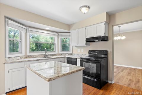 Tiny photo for 1709 Weyhill Drive, Wixom City, MI 48393 (MLS # 20251027543)