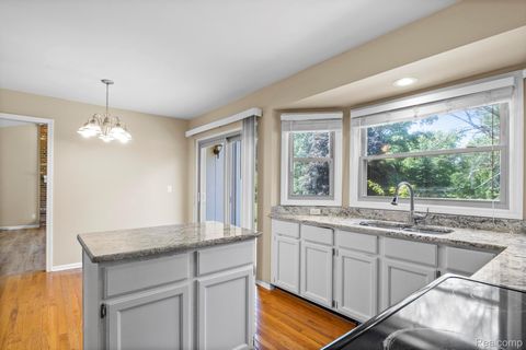 Tiny photo for 1709 Weyhill Drive, Wixom City, MI 48393 (MLS # 20251027543)