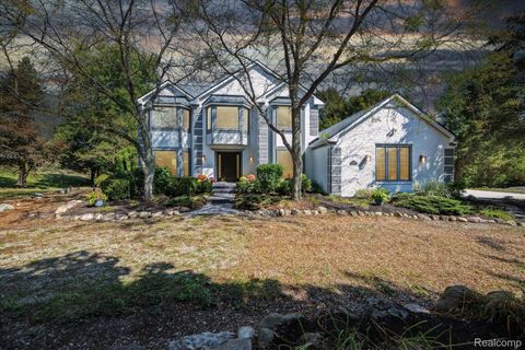 5386 BUCKHORN LAKE Road Highland Charter Township MI 48357