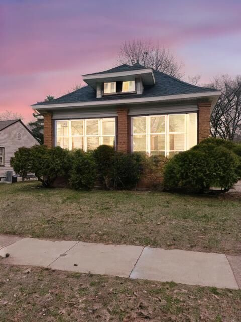 2714 Wyoming Avenue SW Grand Rapids City MI 49519