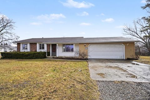 4483 Columbine Avenue Burton City MI 48529