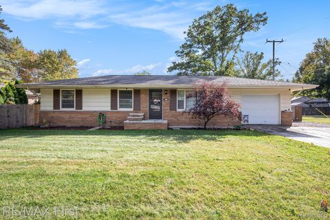 Photo of 3196 Oakwood Drive, Port Huron City, MI 48060 (MLS # 20251034803)