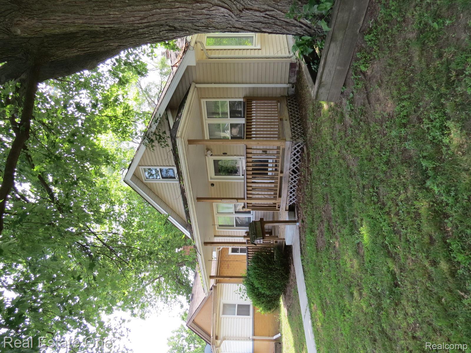 2304 2nd Street