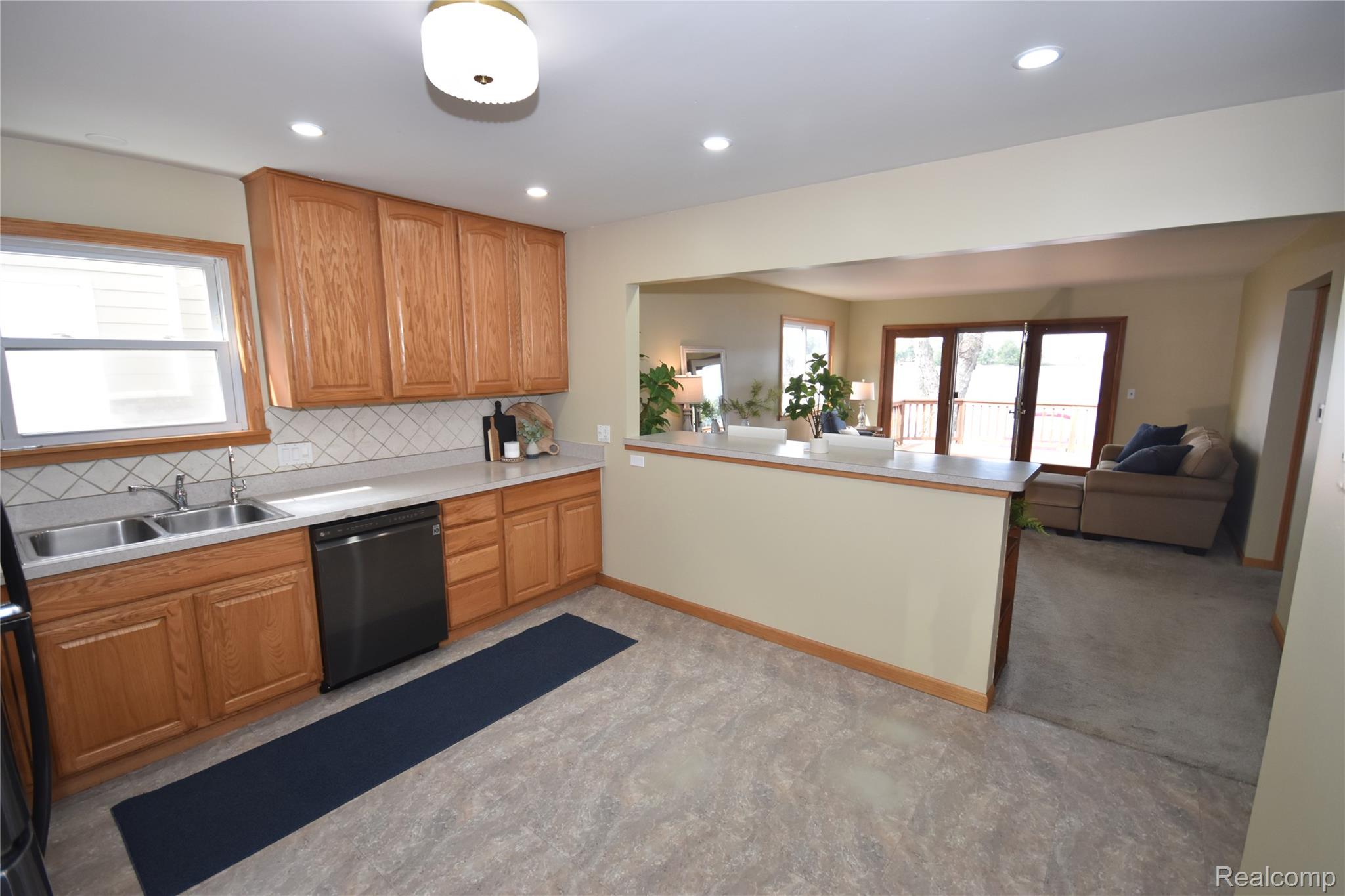 2414 Cranewood Drive
