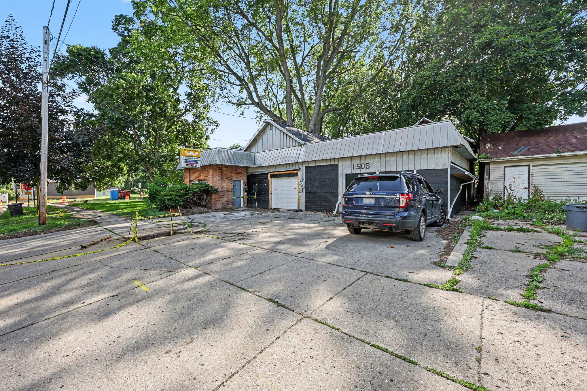 1508 1st Street